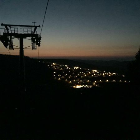Goski & Gobike Winterberg 4K Netflix Free Extérieur photo